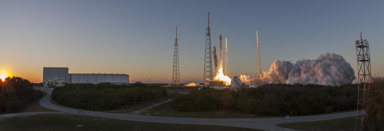 Spacecraft launch on SpaceX Falcon 9 from Kennedy Space Center