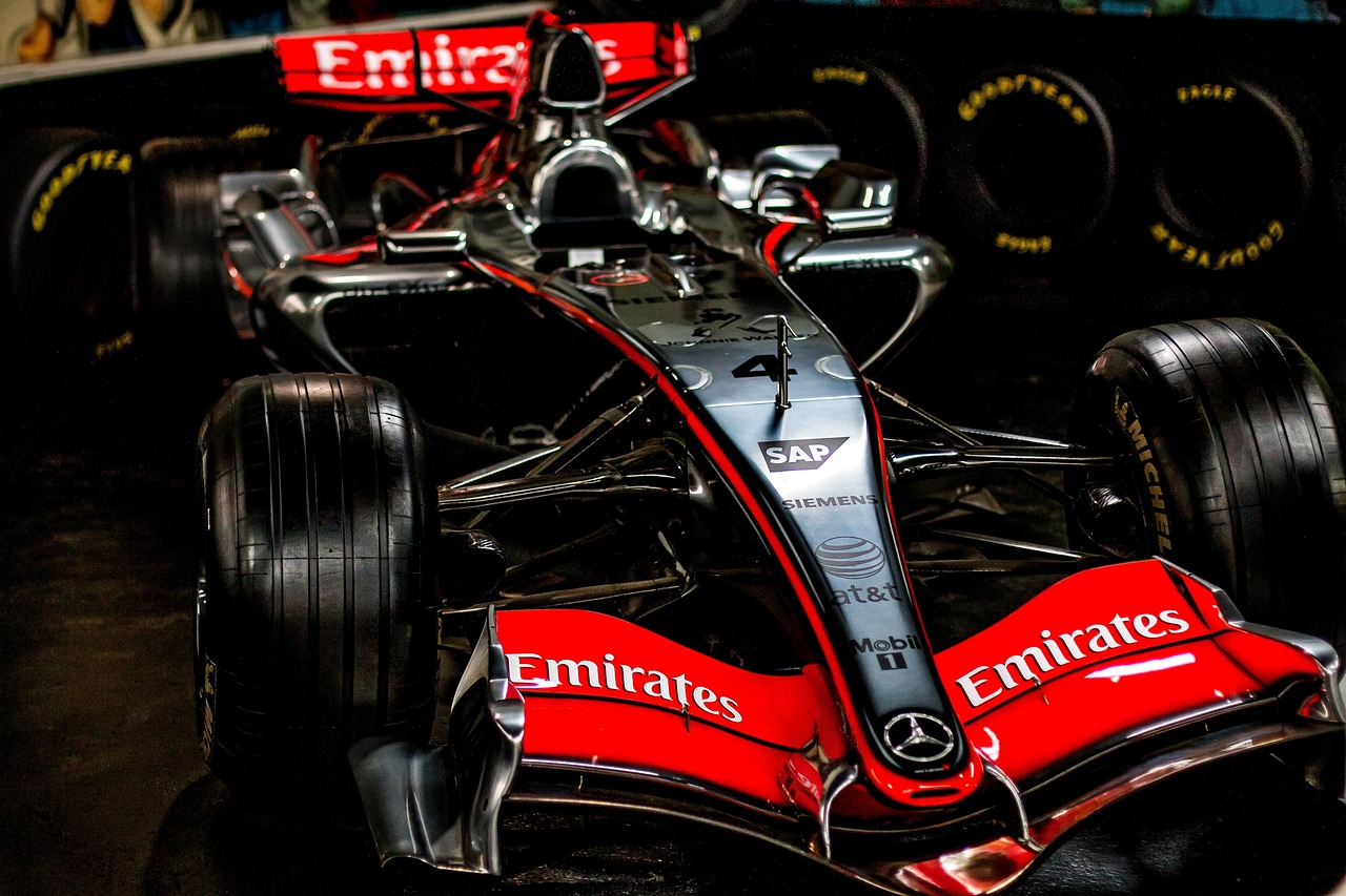 Williams 2025 F1 strategy lessons for mid-tier teams