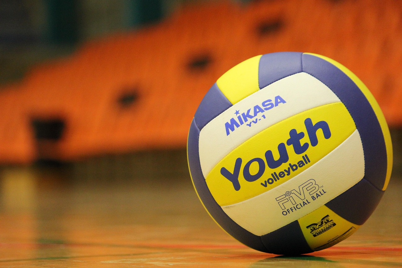 Canada indoor volleyball rebuild with FIVB Empowerment program