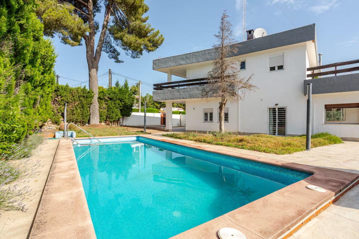 pool-1