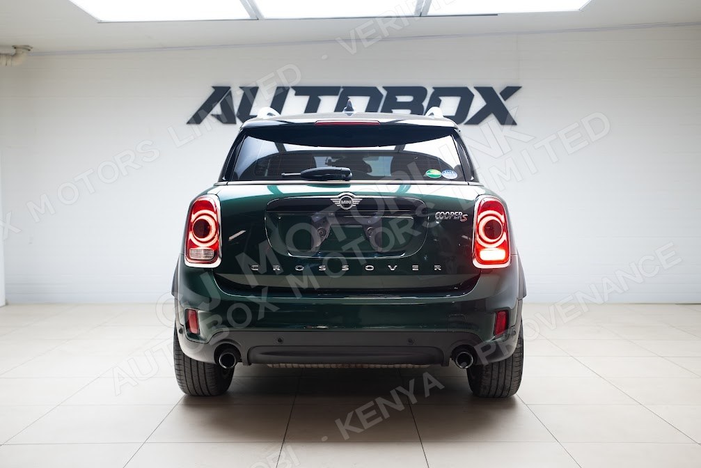 2018 MINI Cooper - Frame 1