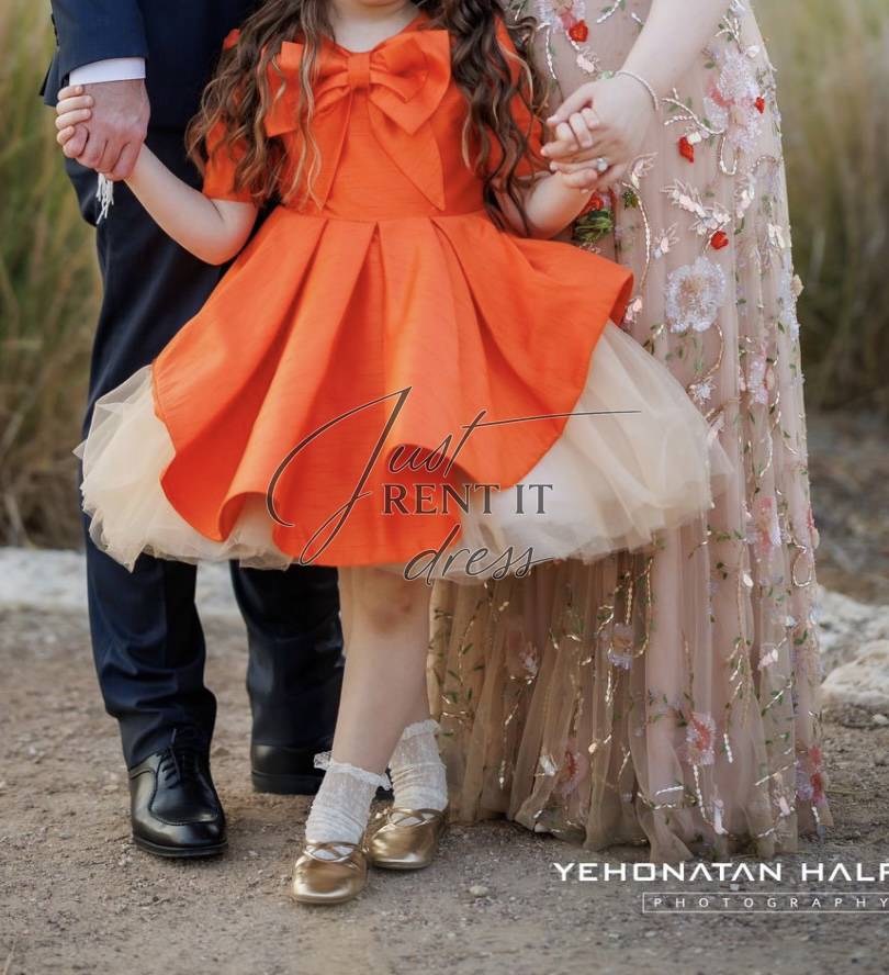 4 שמלות חתונה לילדות