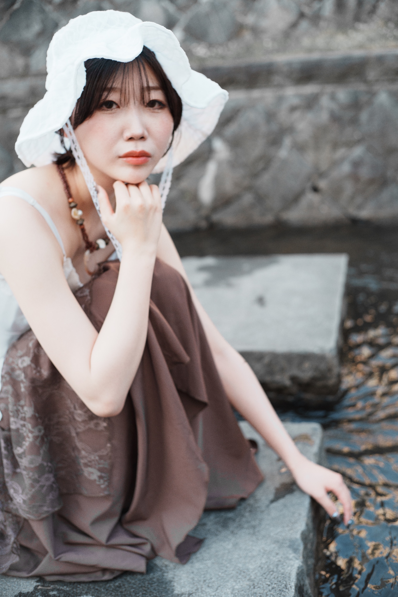 thumb-1