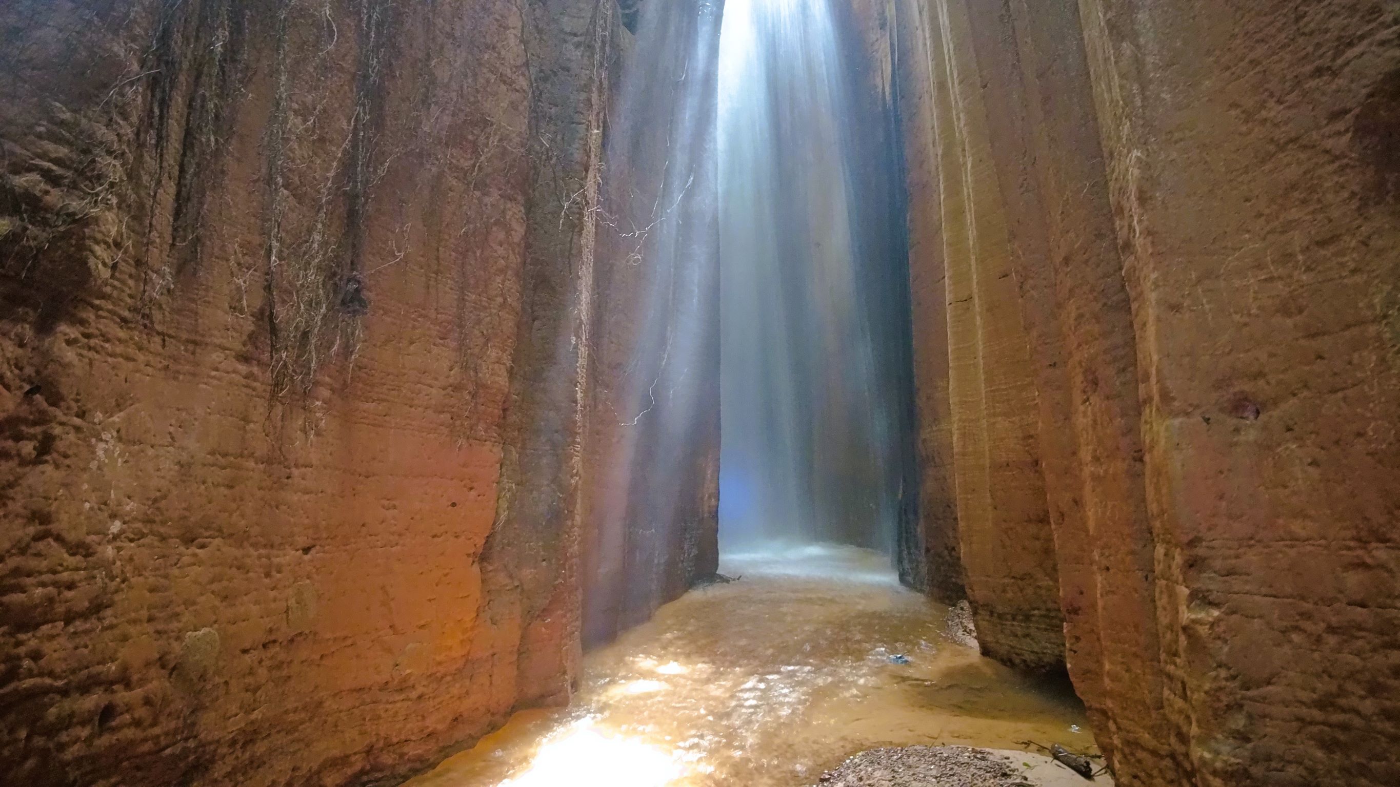 Awhum Waterfall