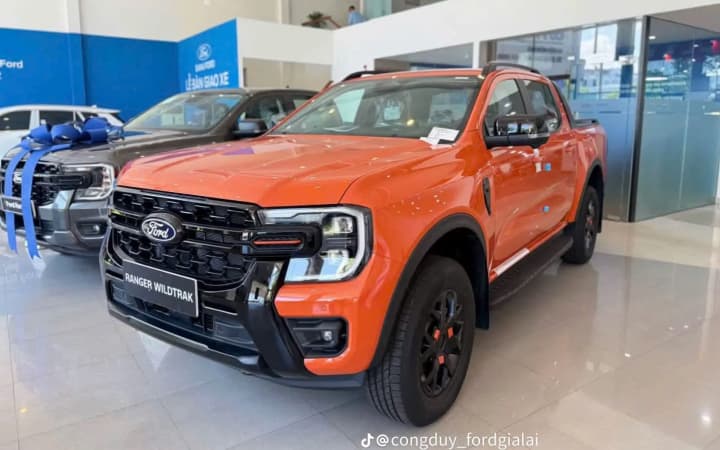 Cách tính giá lăn bánh xe Ford nhanh và dễ hiểu