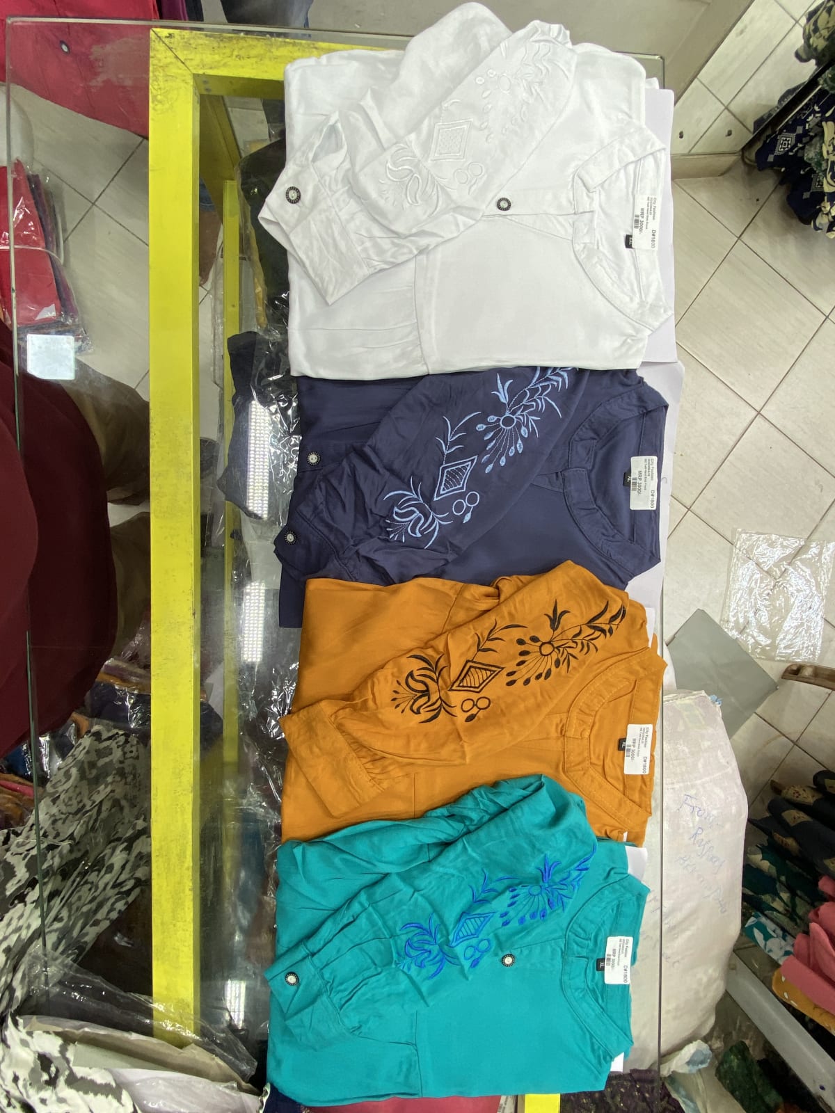 Style 1800 image 2