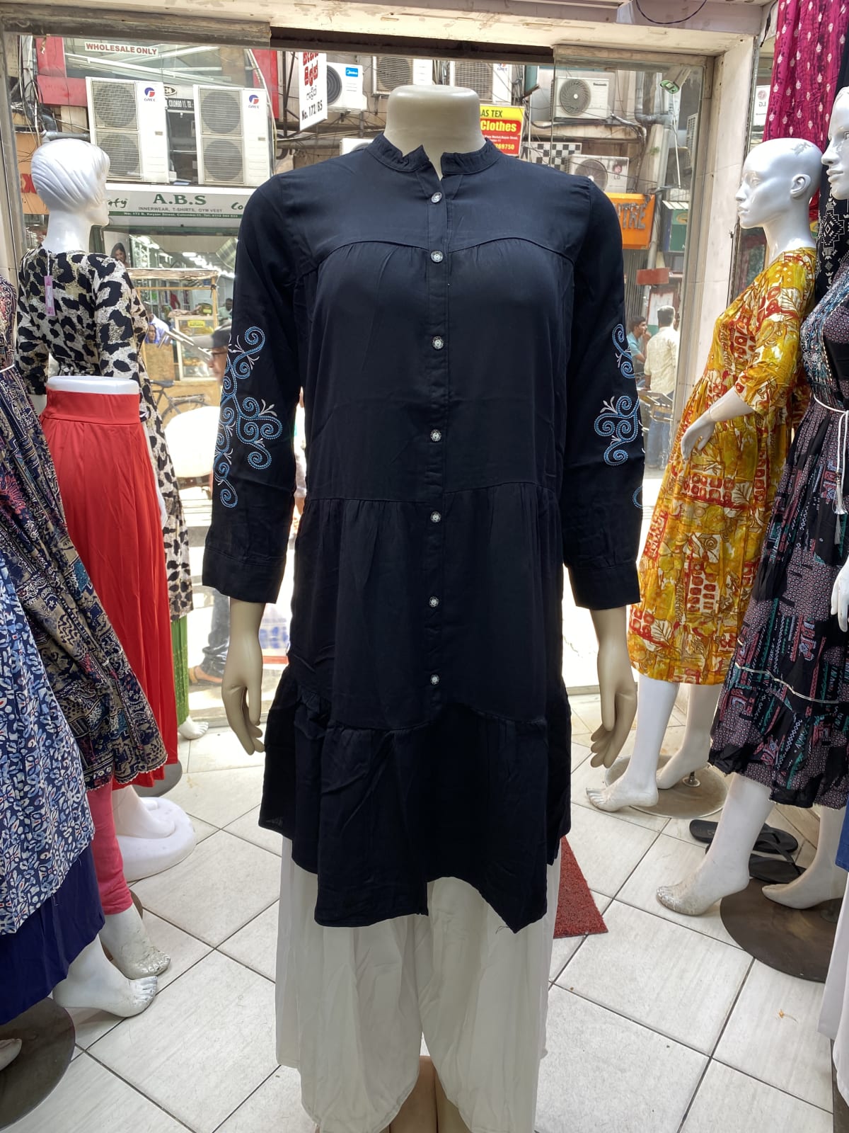 Style 1810 image 7
