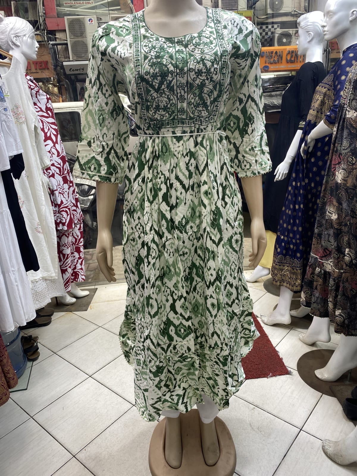 Style 3112 image 9
