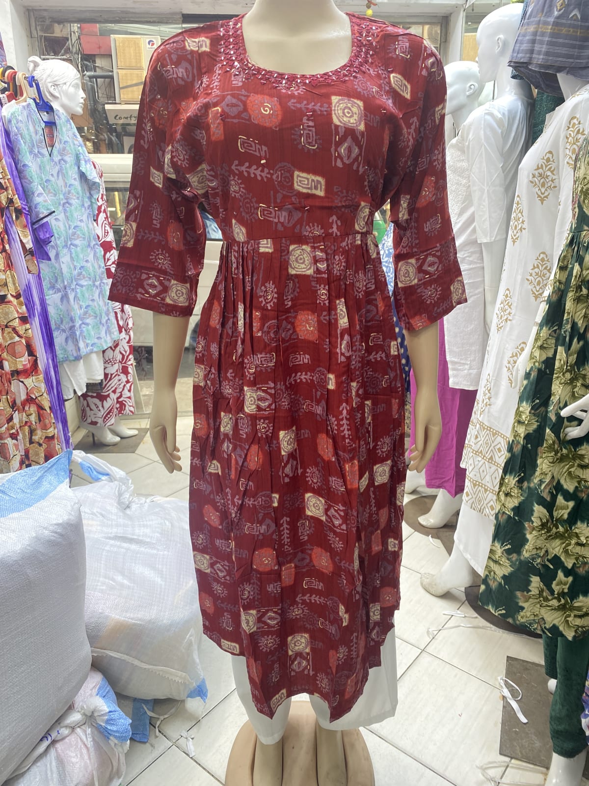 Style 3143 image 3