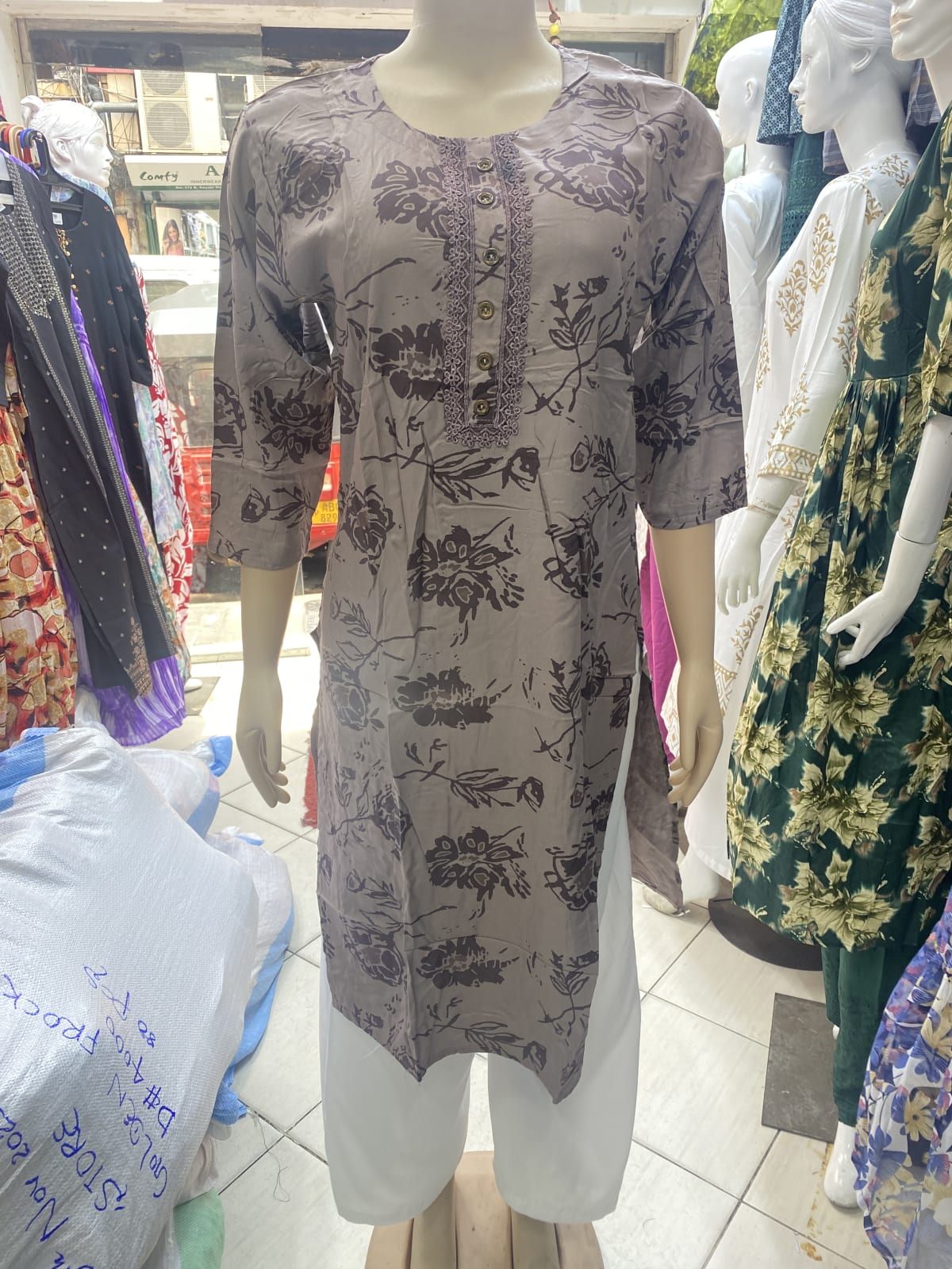 Style 3145 image 12