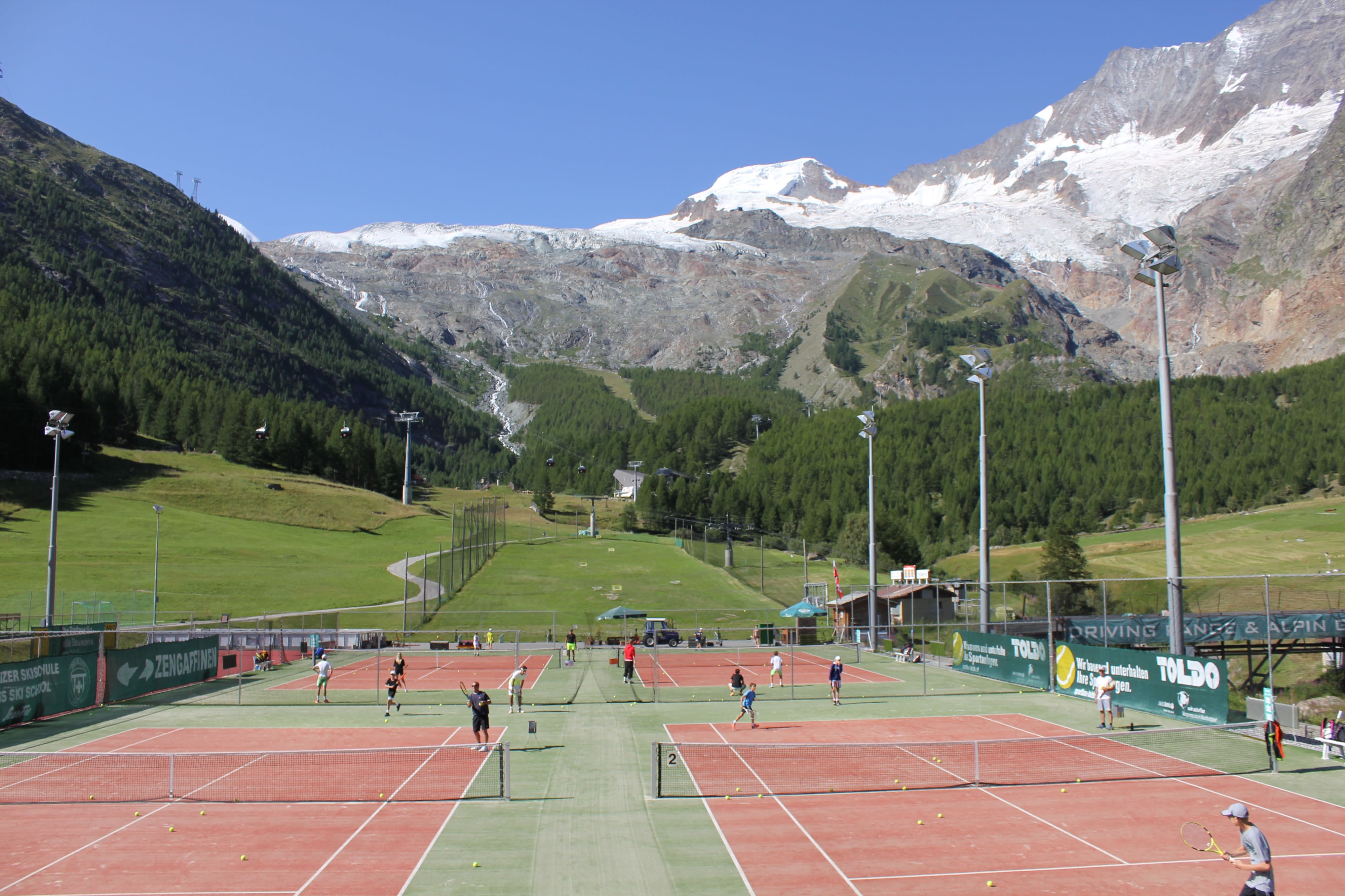 Tennis Saas-Fee