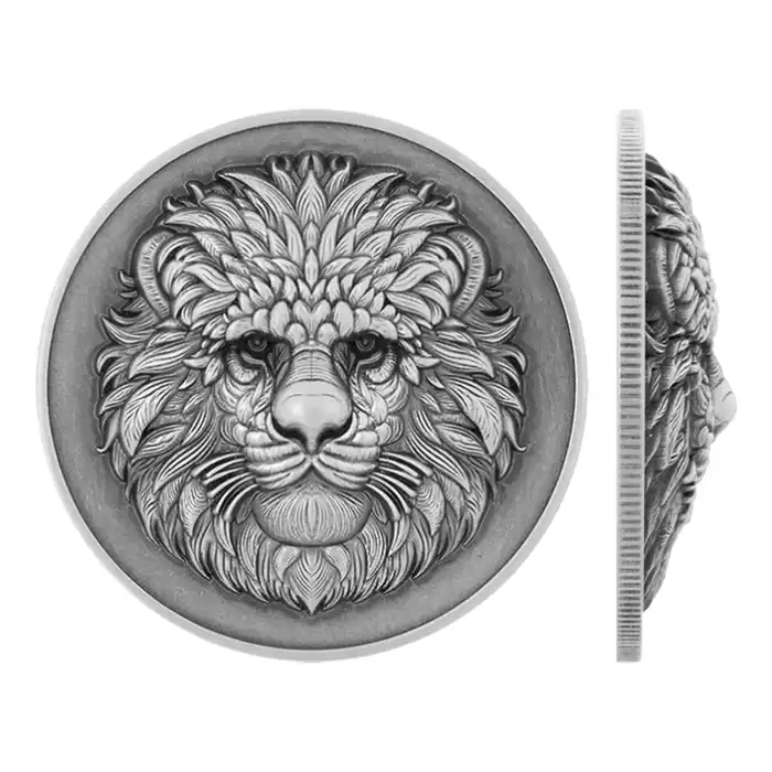 YEAR OF THE SNAKE UHR Antiqued 1 Oz Silver Coin 2$ Fiji 2025