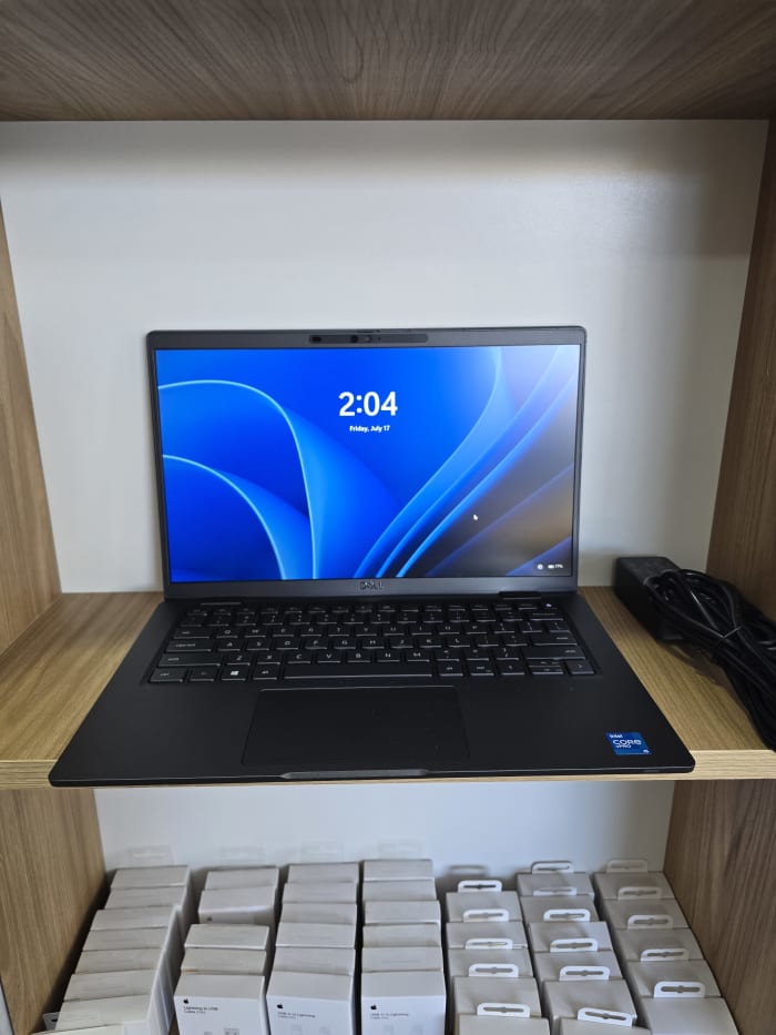 Dell Latitude 7420 14" i5-1145G7 16GB 256GB SSD W11P