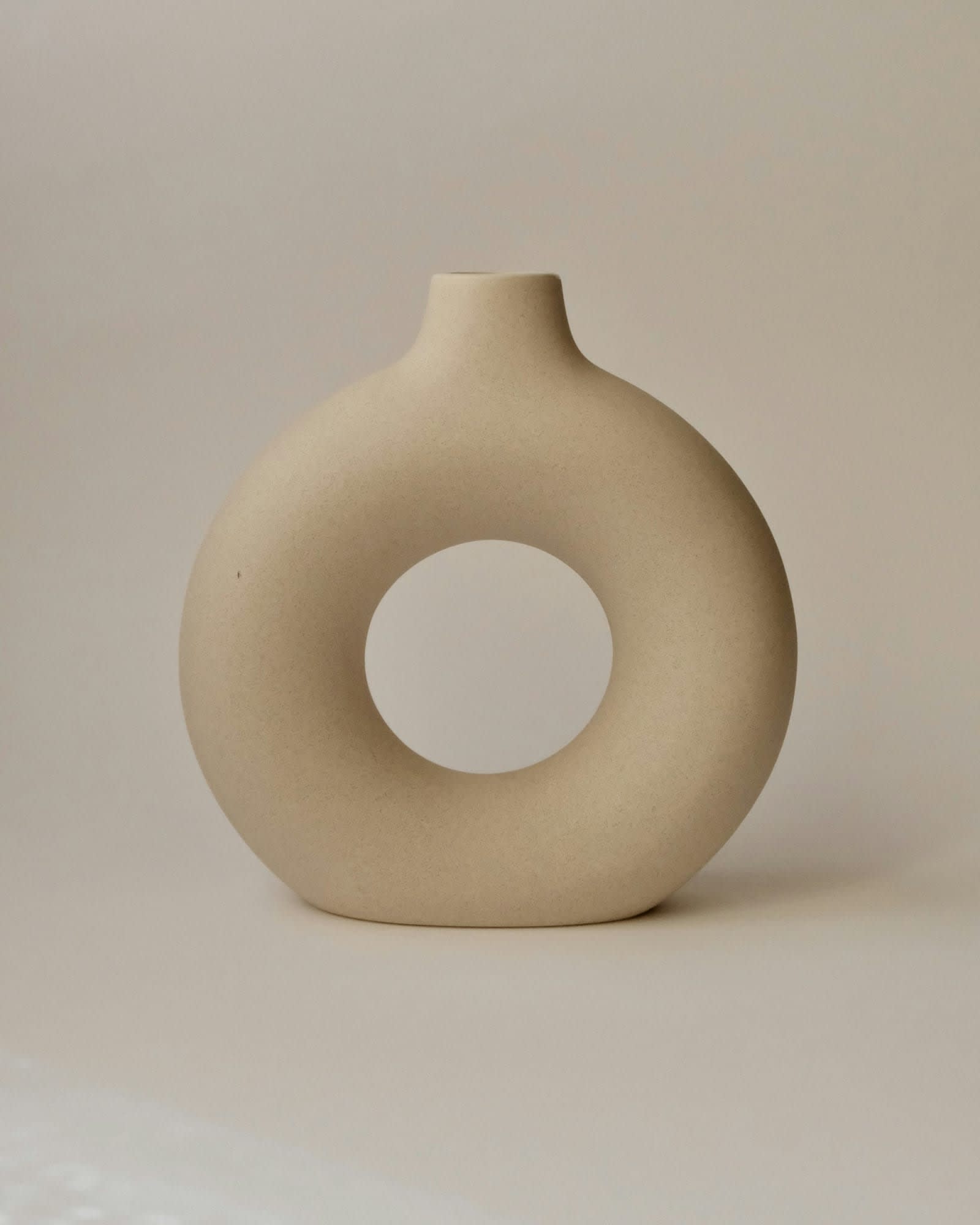 Halo Ceramic Vase