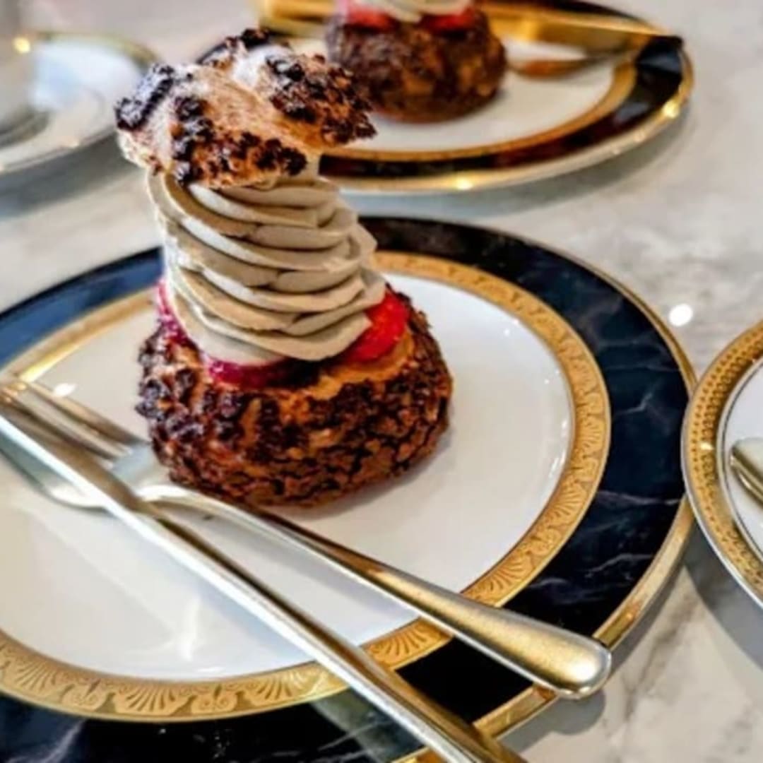 Kashiya Shinonome - View 1