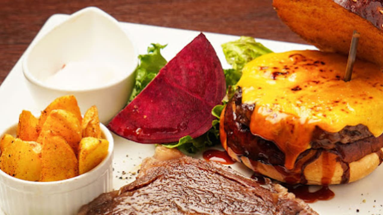 LUXE BURGERS & Sunny's Table Asakusa Branch - View 2