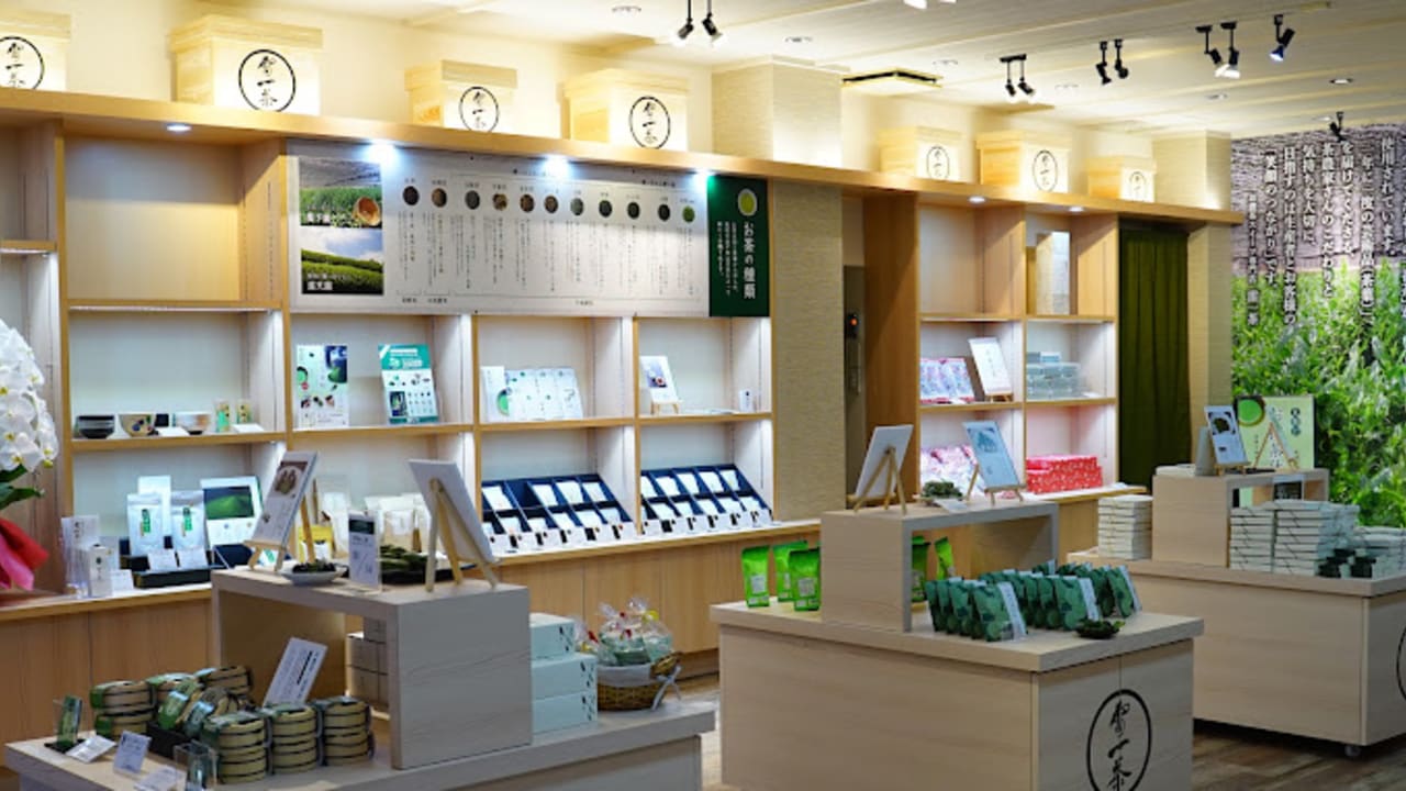 Kaminari Issa Denboin Street Branch - View 2