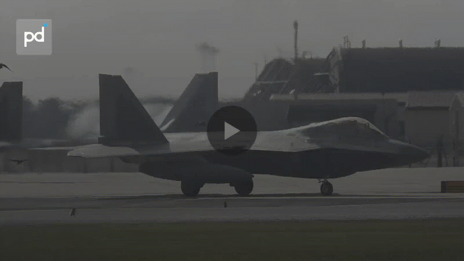 US Jets Strike IRGC Navy Speedboats in Persian Gulf, Sailors Killed