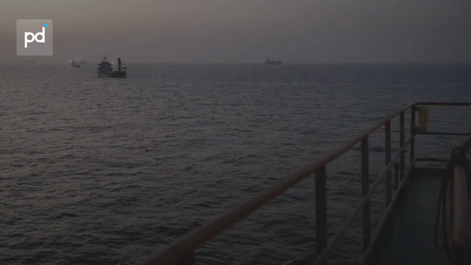 US Jets Escort Stealth Tankers Through Hormuz Miles Off Oman Coast