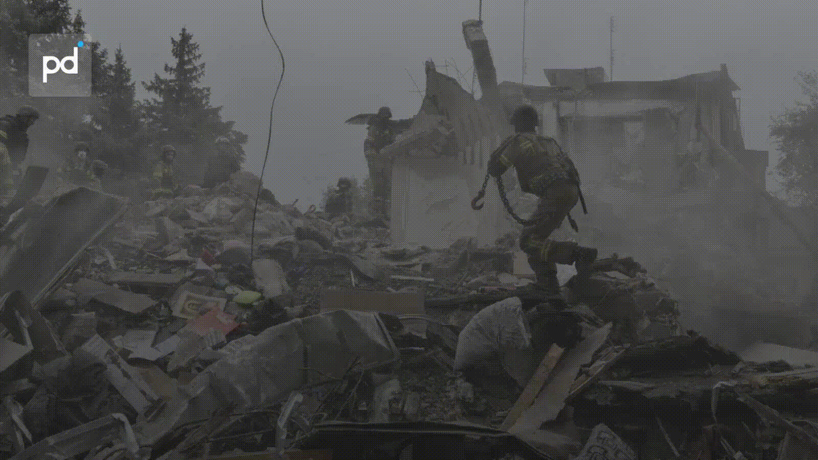 Russian Strike on Zaporizhzhia Kills at Least 20 as Energy Ceasefire Declared