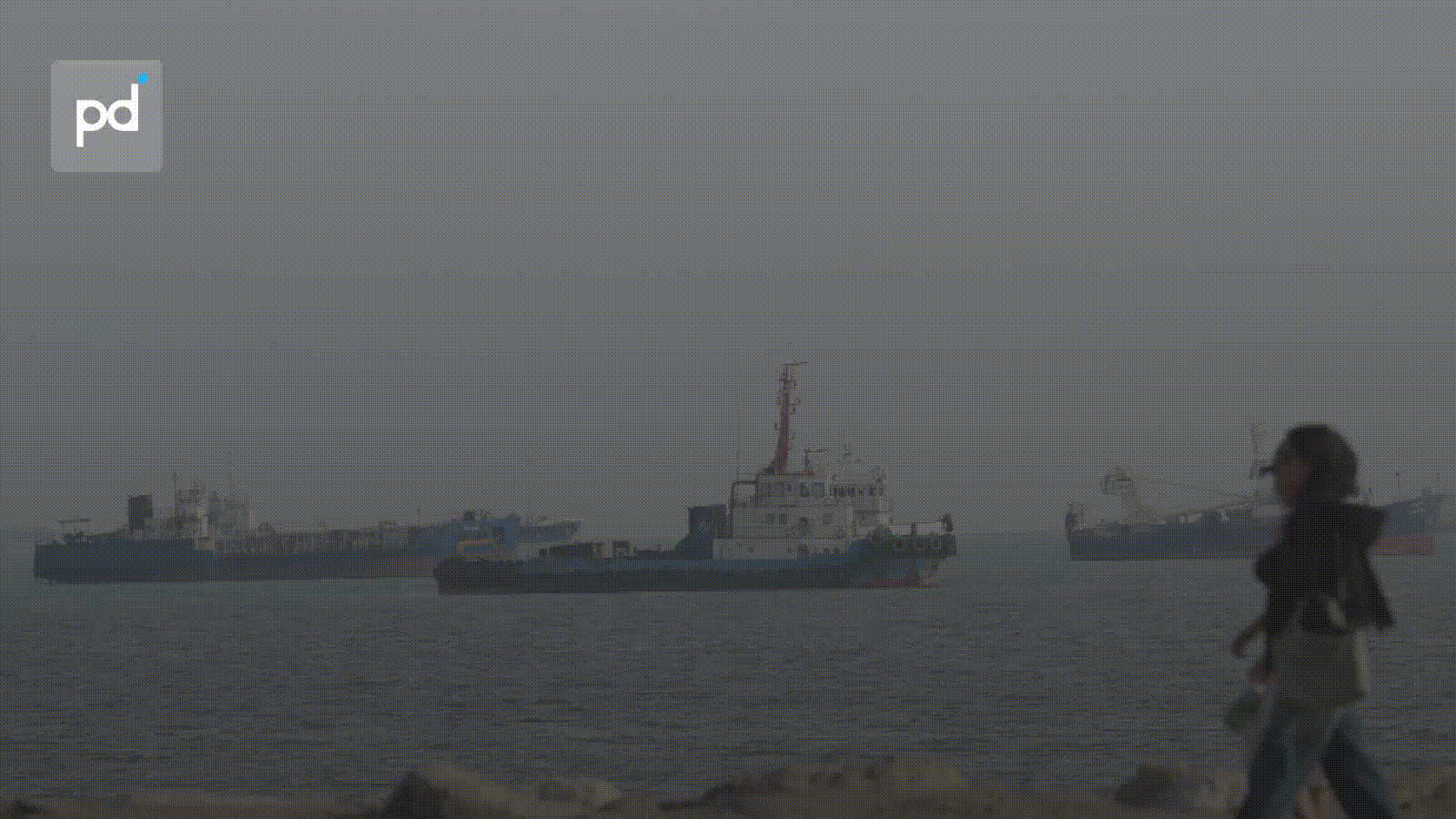 Iran Uses Spotter Boats to Identify Hormuz Targets After Radar Losses