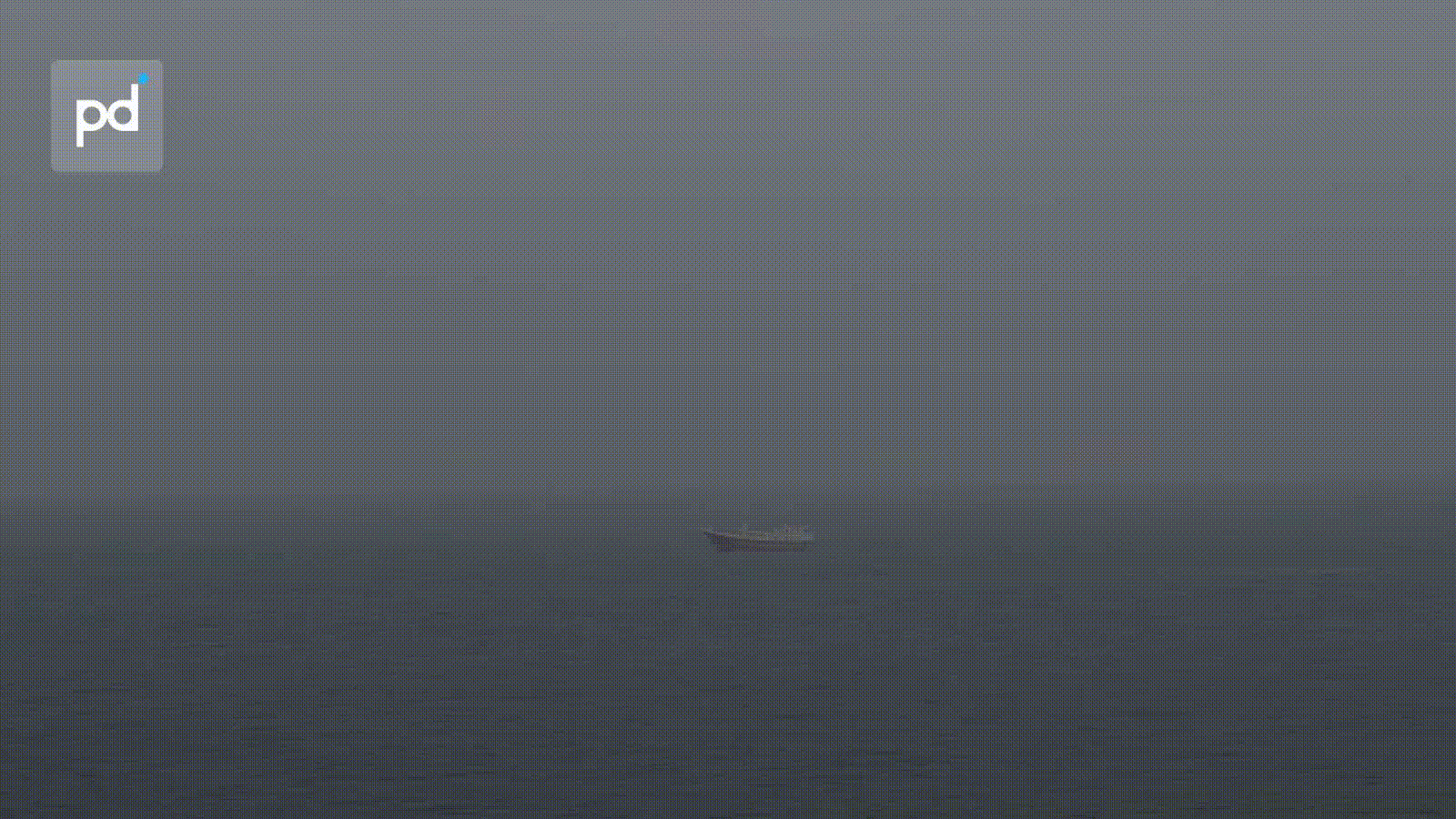 US Marines Strike Iranian-Linked Surveillance Dhow in Gulf of Oman