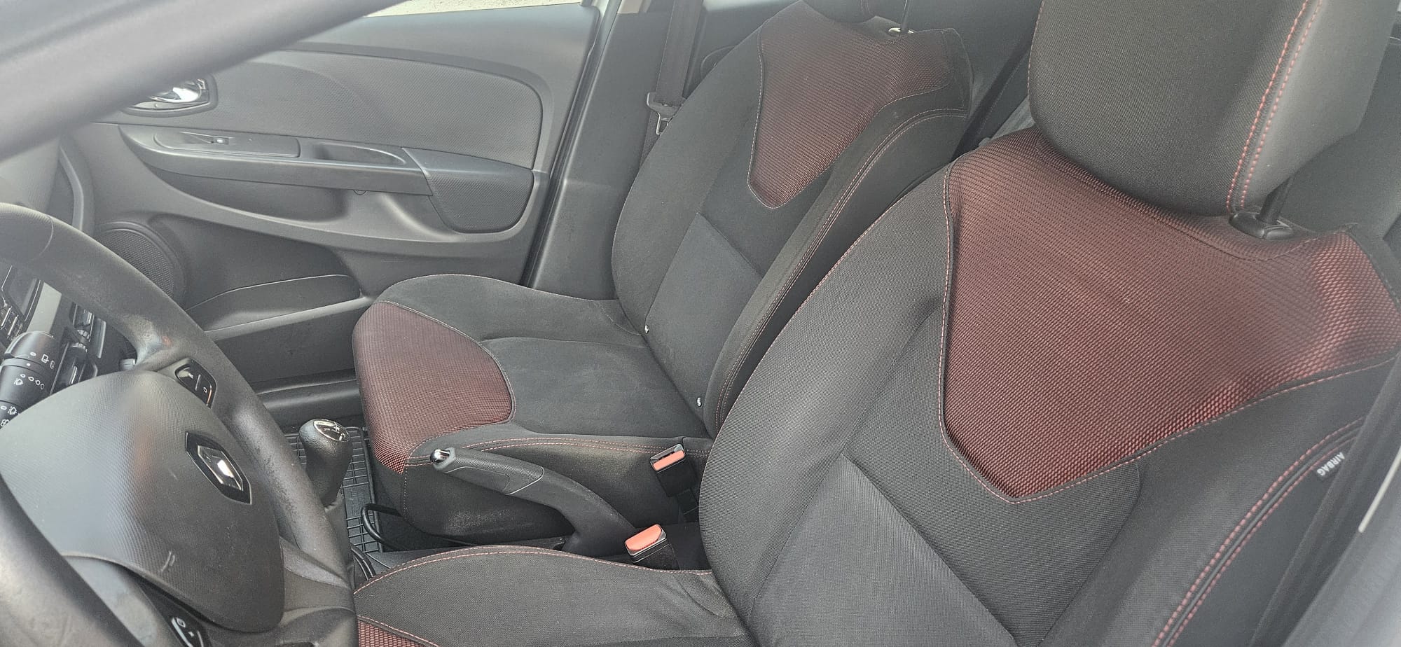 RENAULT CLIO 1.5 DIESEL