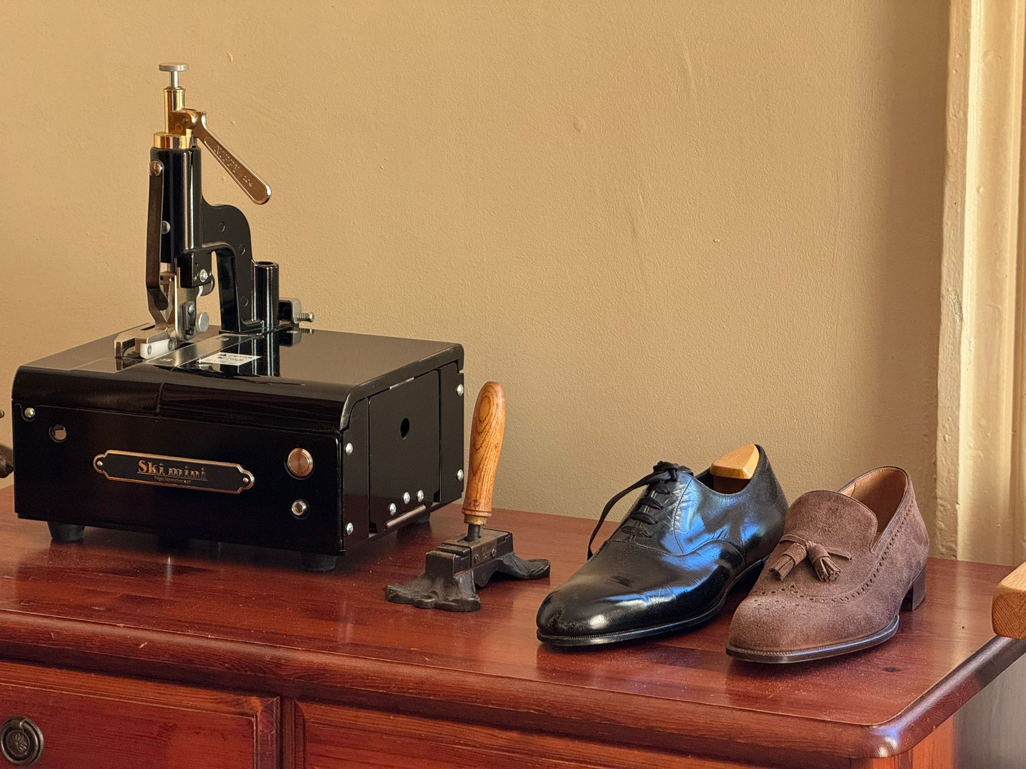 The Fitting Shoe