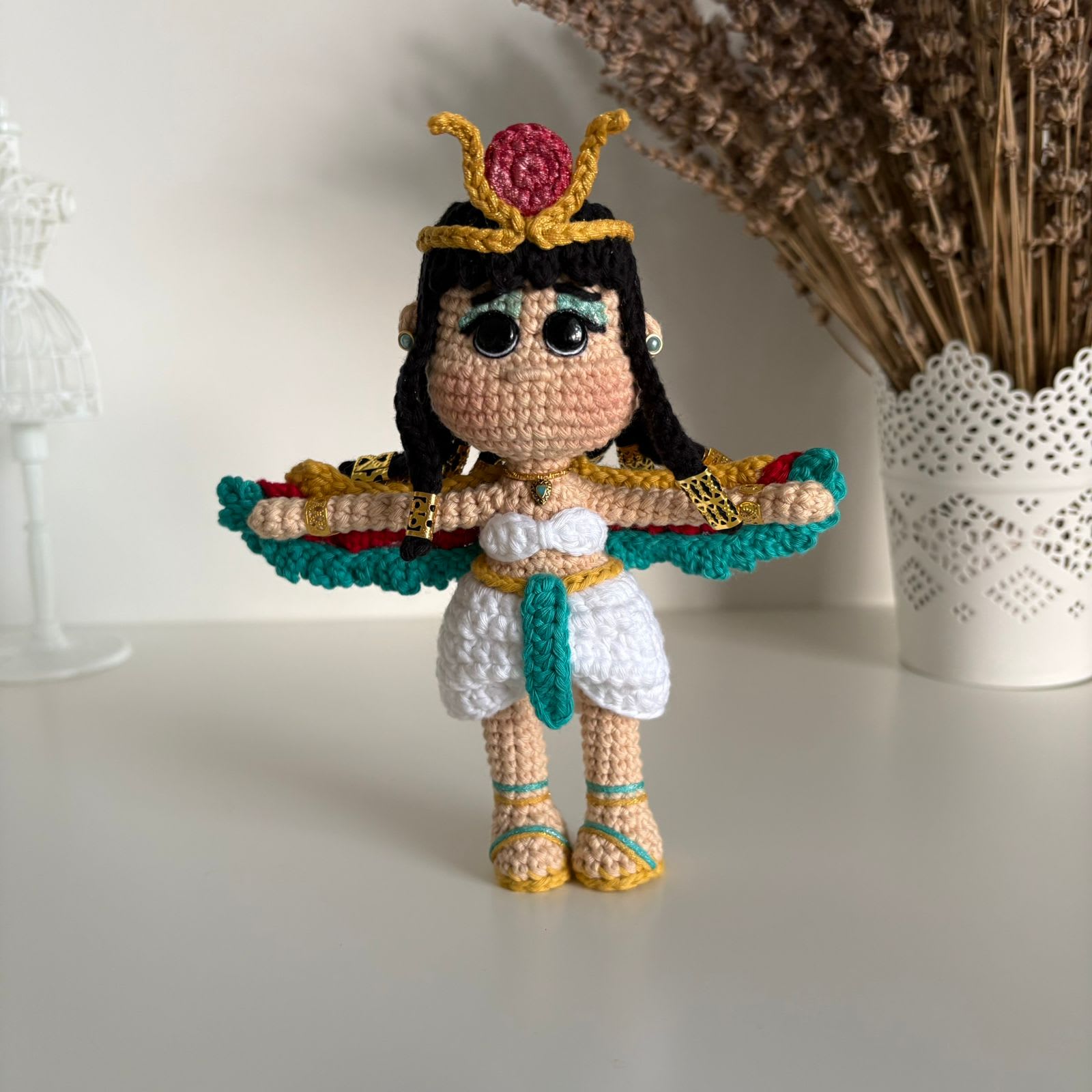Isis - Patrón Amigurumi