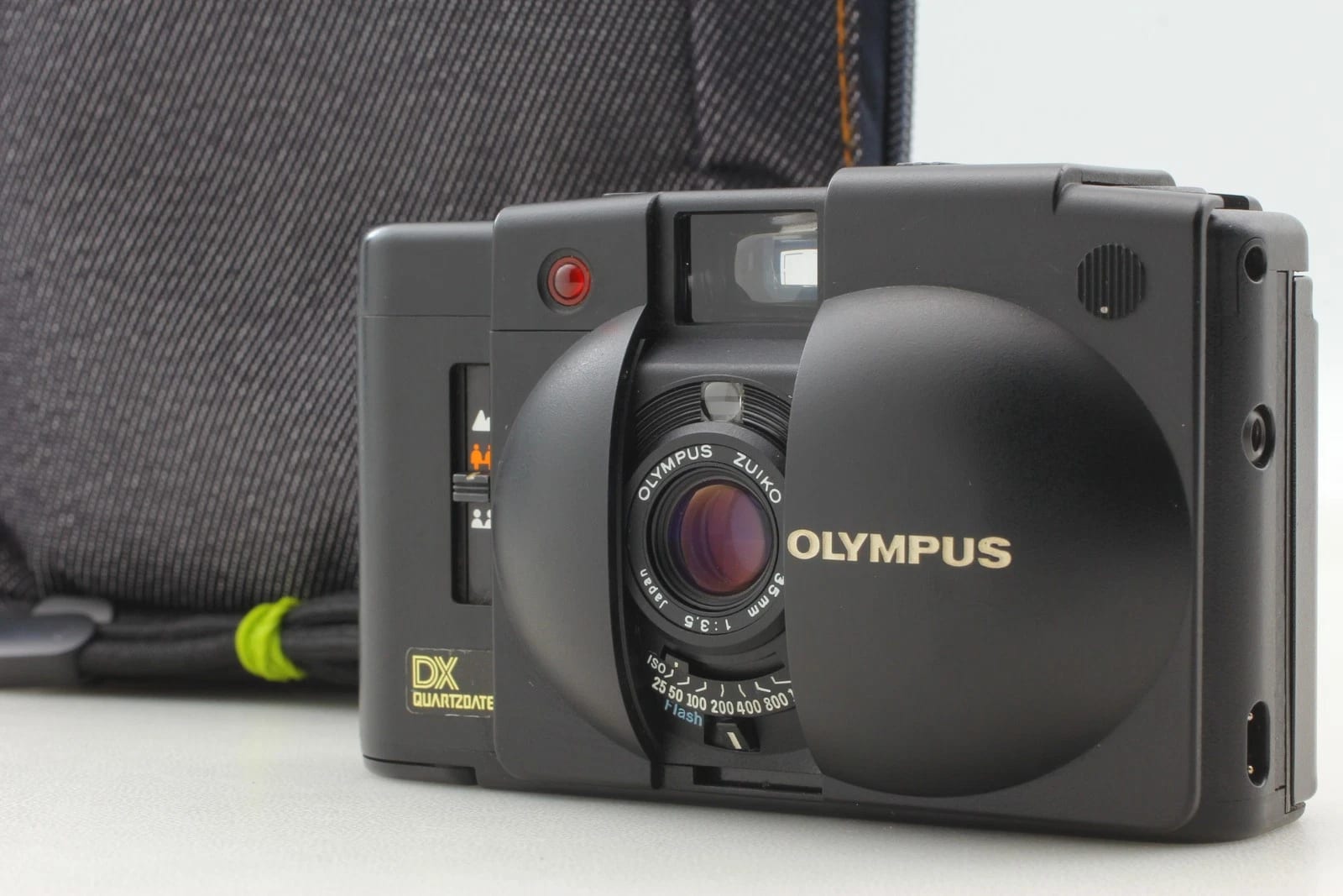 [MINT] Olympus XA3 35mm Rangefinder Film Camera From JAPAN - Picture 1 of 16