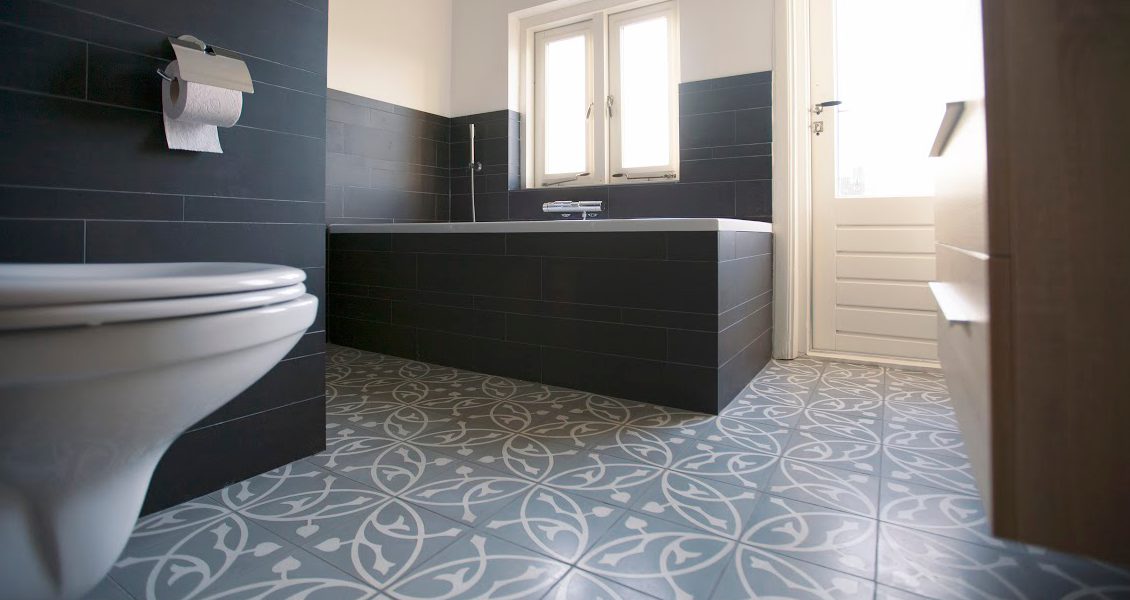 badkamer met portugese tegels