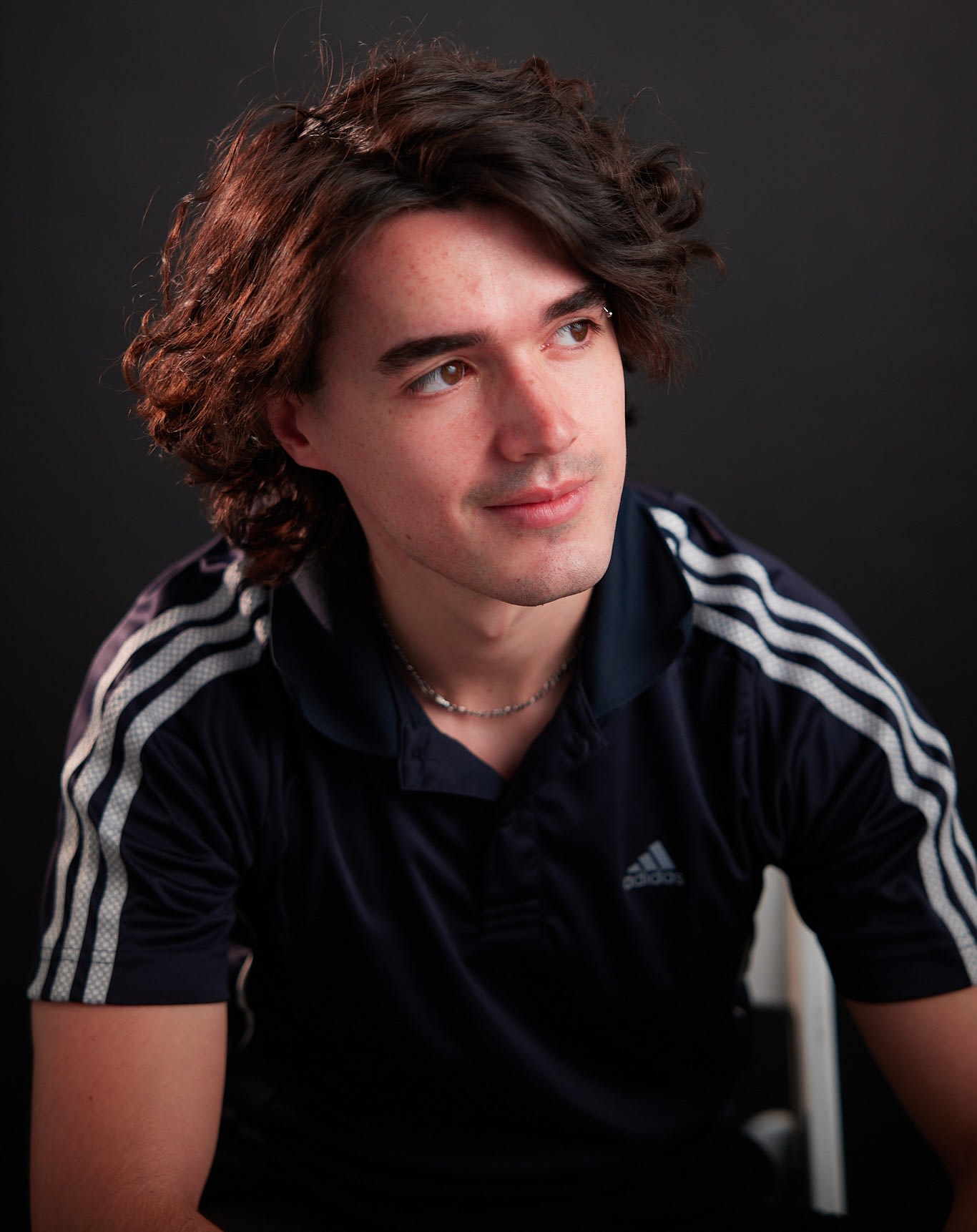 Retrato de Maximiliano Neira, director de arte y cineasta