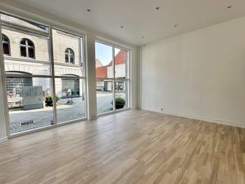 Forsidebillede af lokale