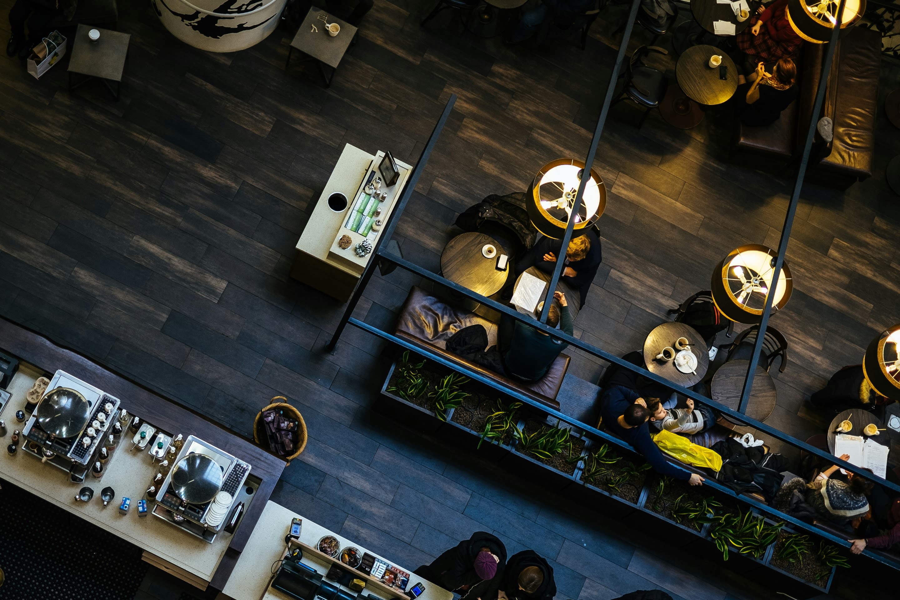 Header Banner Desktop