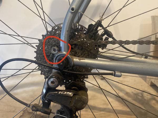 Eyelets on bike for back rack