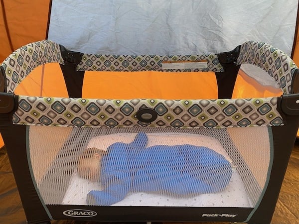 travel crib for 1 year old camping in tent