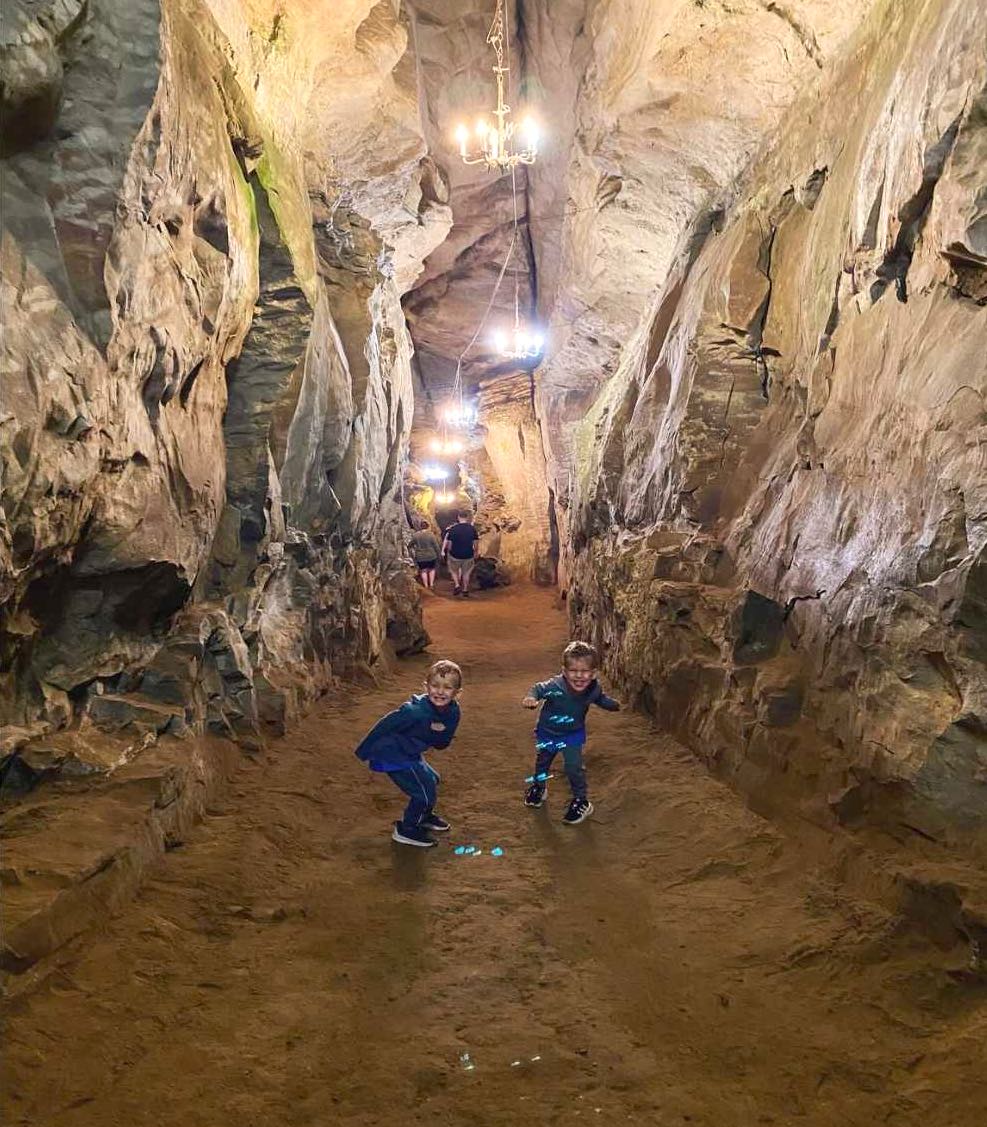 laurel caverns family friendly spot near Ohiopyle state park pa