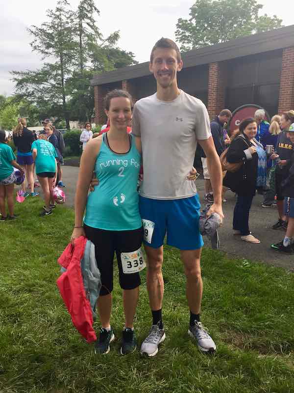 way to announce pregnancy in person to family with a running shirt