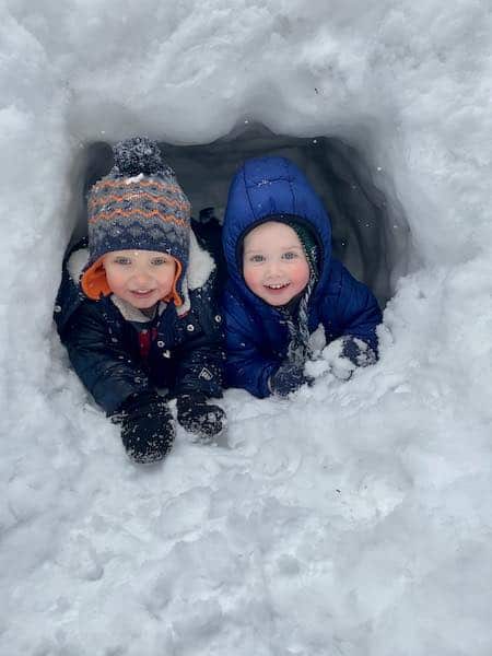 winter outdoor activities toddlers igloo building