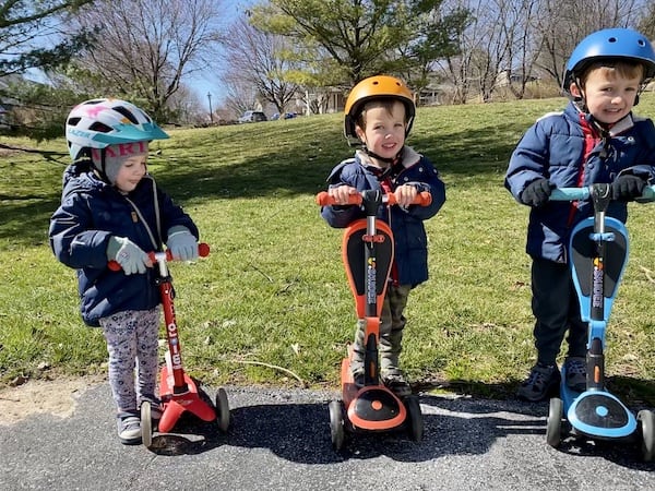 3 toddlers and scooters for 3 year olds