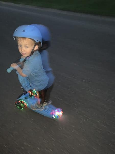 Light up scooter 3 year old