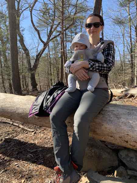 Lillebaby baby carrier hiking with baby