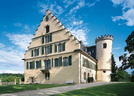 Schloss Rosenau