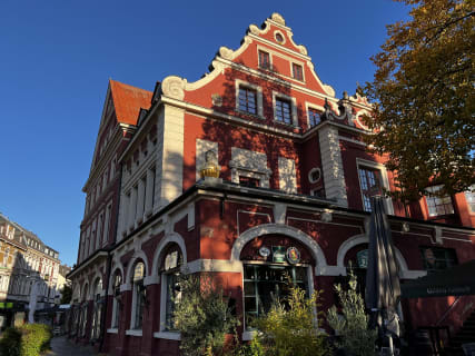 18hundert50