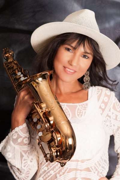 Event DJ & Saxophonistin Celia Baron-DJs in Gersheim