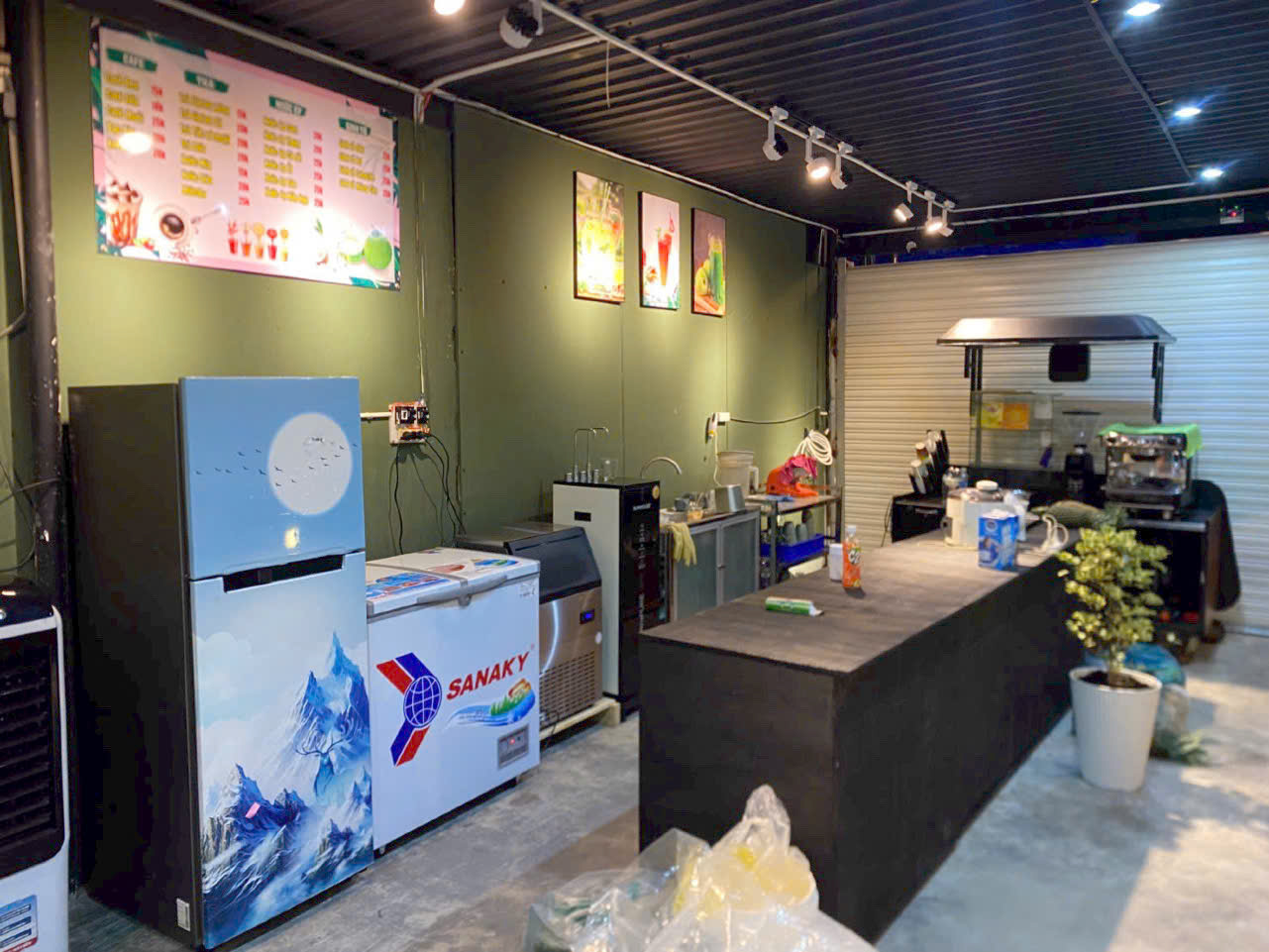 Quầy pha chế Hương Cafe