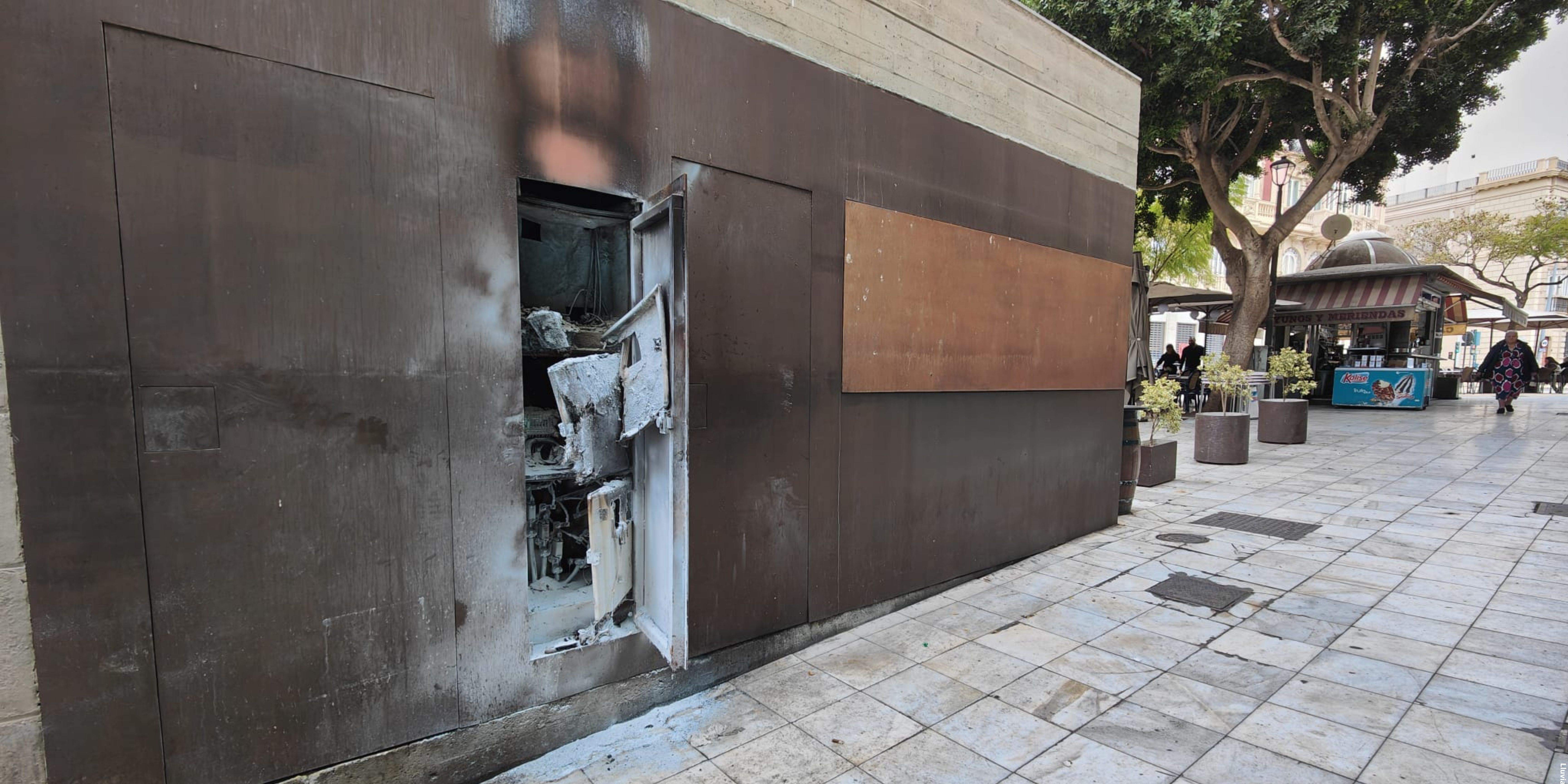 El Ayuntamiento miente sobre la gravedad del incendio en los Refugios para tapar su propia incapacidad