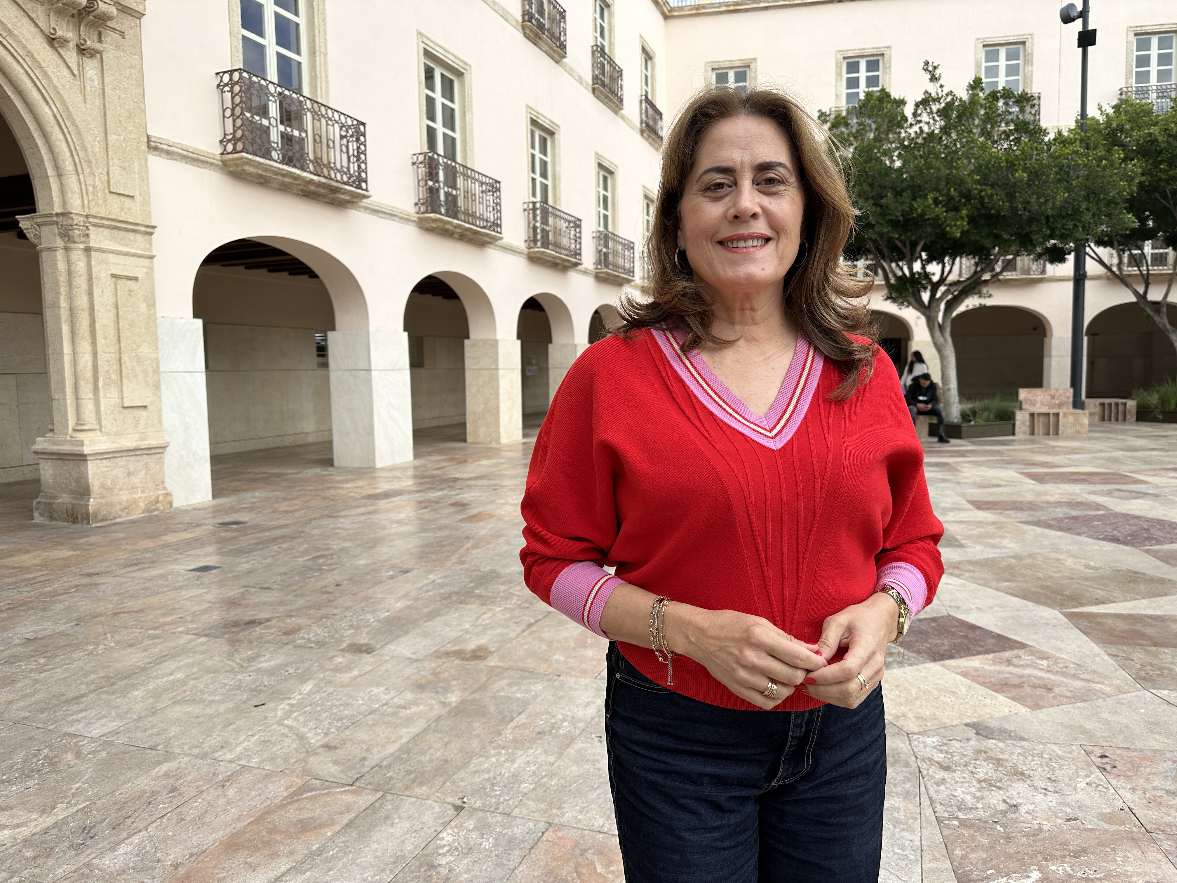 El PSOE exige un refuerzo inmediato del Padrón para evitar colas “indignas” en plena escolarización y ante la convocatoria electoral