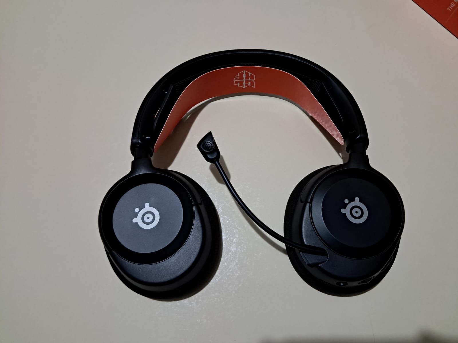Steelseries Arctis Nova 1 İnceleme Fotoğrafı