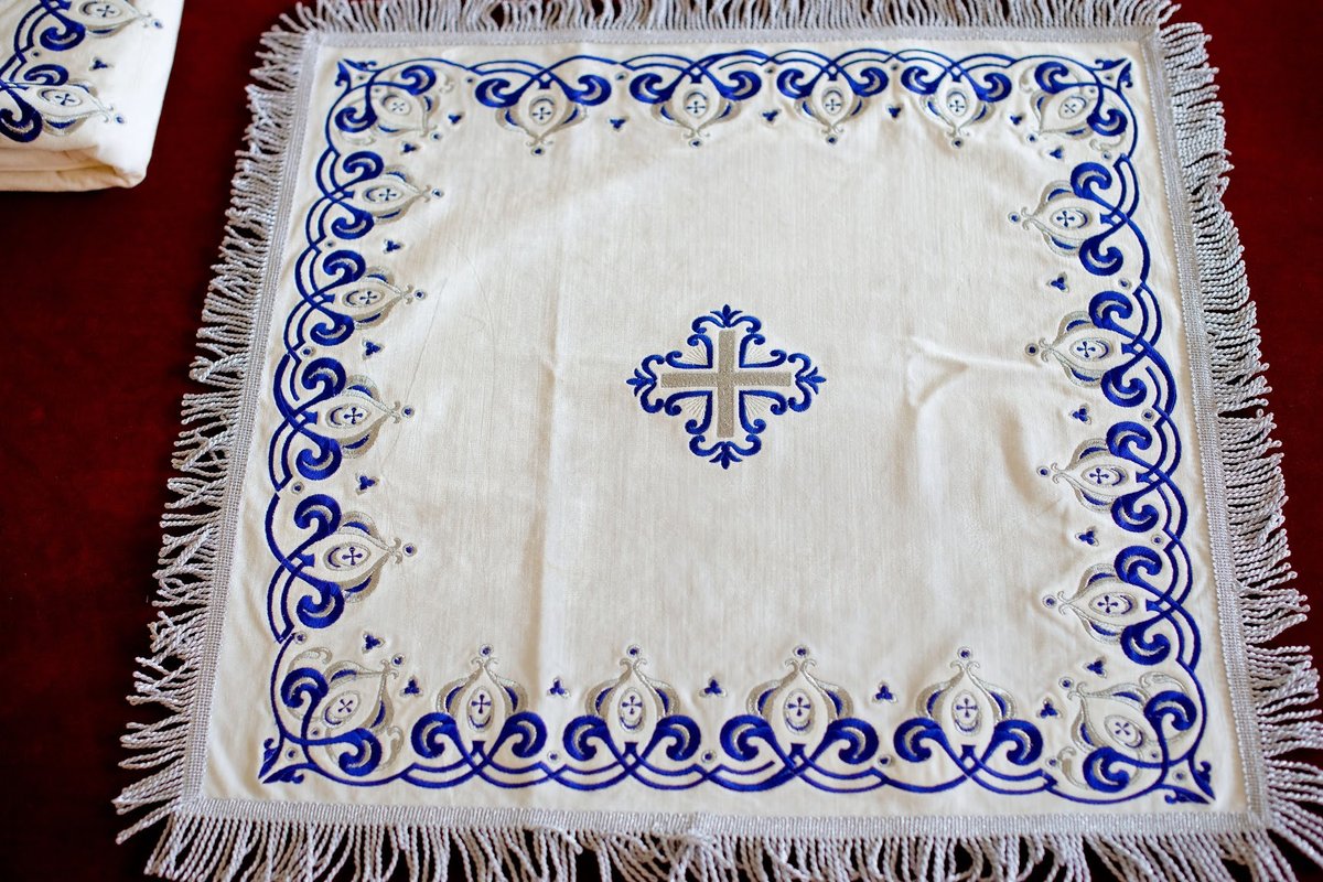 Velvet Altar Covers in White with Blue &amp; Silver Stitching — photo 7